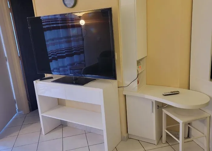 Maisonnette Clim Piscine Parking St Cyprien Saint-Cyprien (Pyrenees-Orientales)